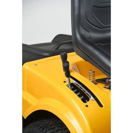 Traktor ogrodowy Cub Cadet LT1 NR92 kosz