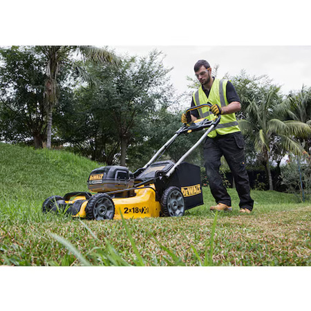 Kosiarka akumulatorowa DeWalt DCMW564P2