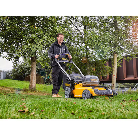 Kosiarka akumulatorowa DeWalt DCMW564P2